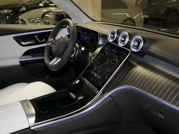 Mercedes-Benz GLC 200 d 4MATIC LED MBUX AMG