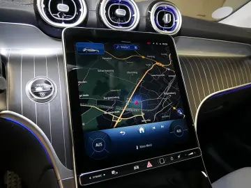 Mercedes-Benz GLC 200 d 4MATIC LED MBUX AMG