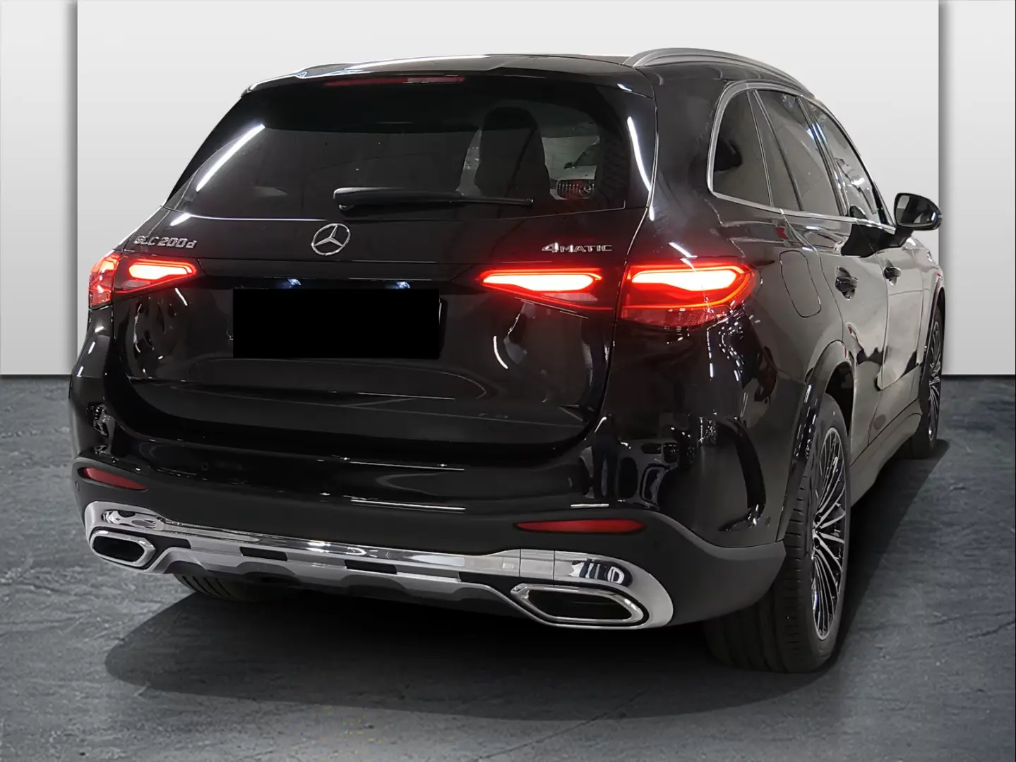 Mercedes-Benz GLC 200 d 4MATIC LED MBUX AMG