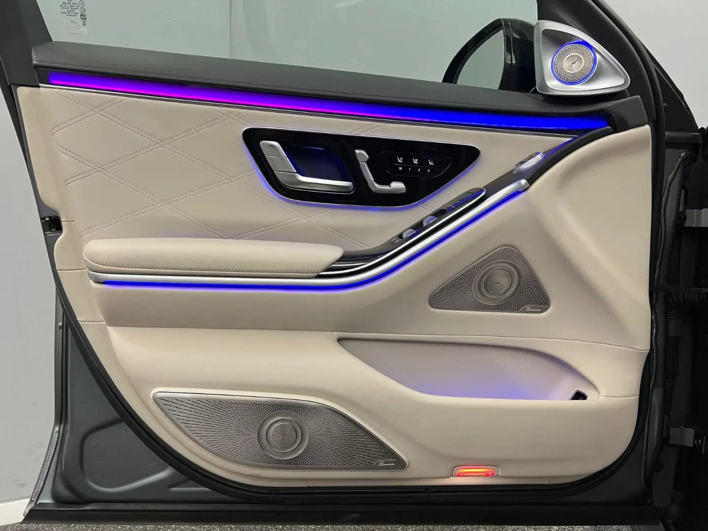 S 63 E-Performance 4M  L KERAMIK CARBON BURMESTER