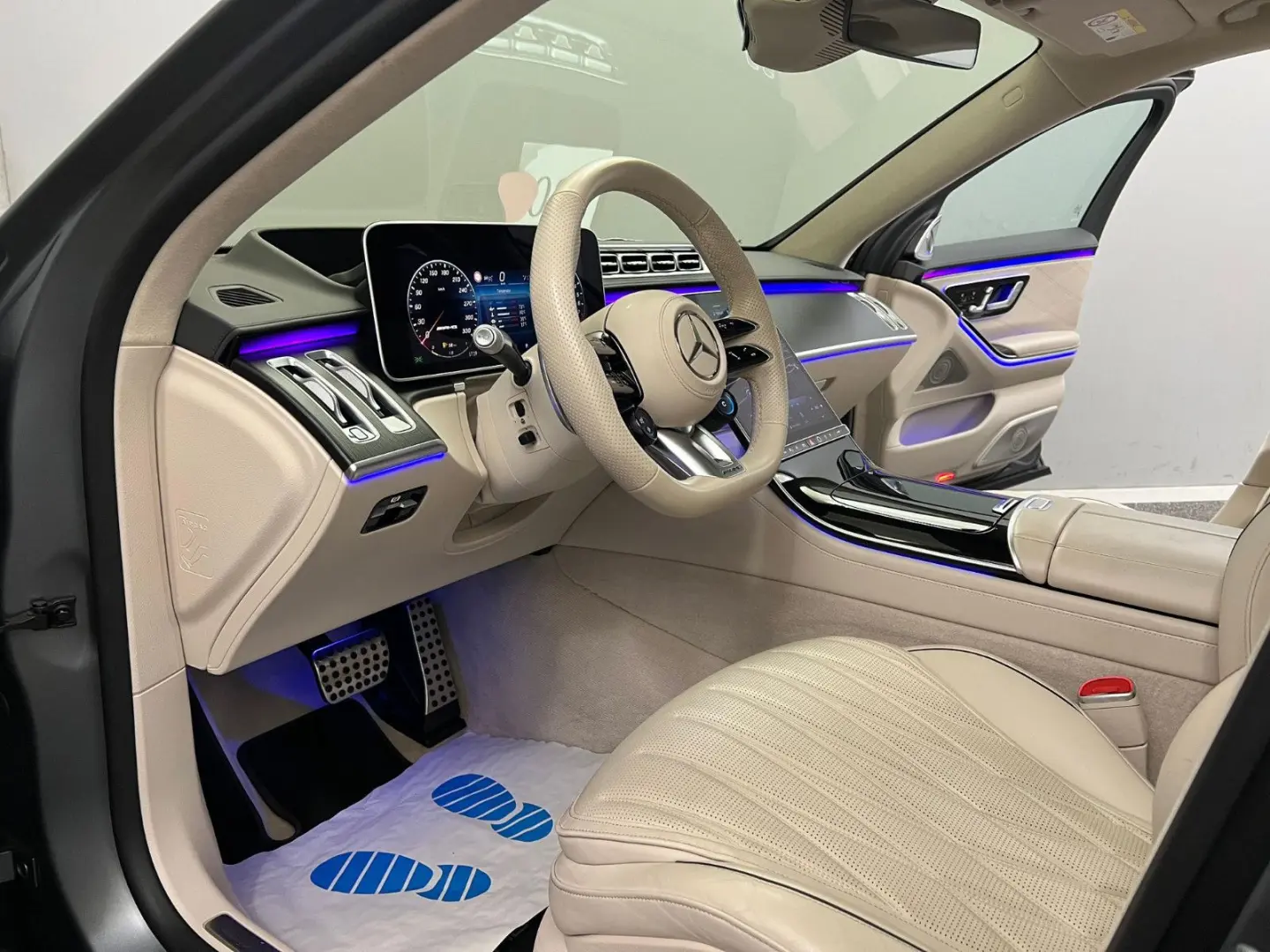 S 63 E-Performance 4M  L KERAMIK CARBON BURMESTER