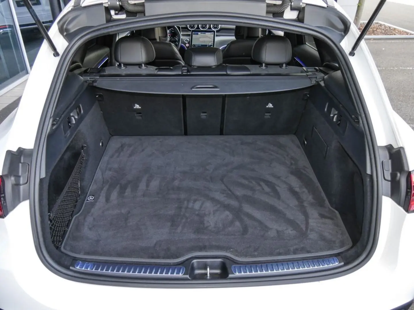 GLC 300 4M AMG NIGHT DISTR LED 360  AHK MEMORY