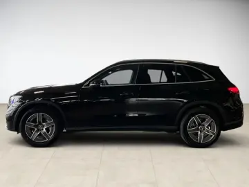 GLC 200 4M AMG 360 ACC AHK AUT DynLicht Kam. LED