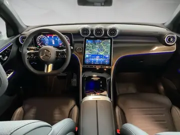 GLC 200 4M AMG 360 ACC AHK AUT DynLicht Kam. LED