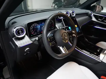 Mercedes-Benz GLC 220 d 4M AMG Pano Leder