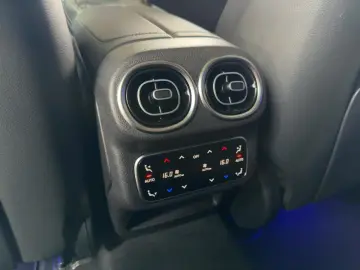 GLC 200 4Matic AMG Line Burm DigiLight HUD KeyGo