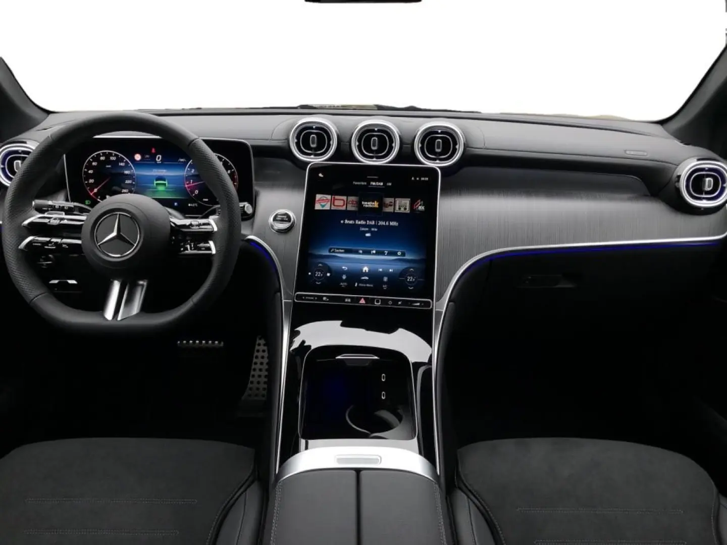 GLC 200 4MATIC  MBUX AMG DigitalLight AHK SpurW