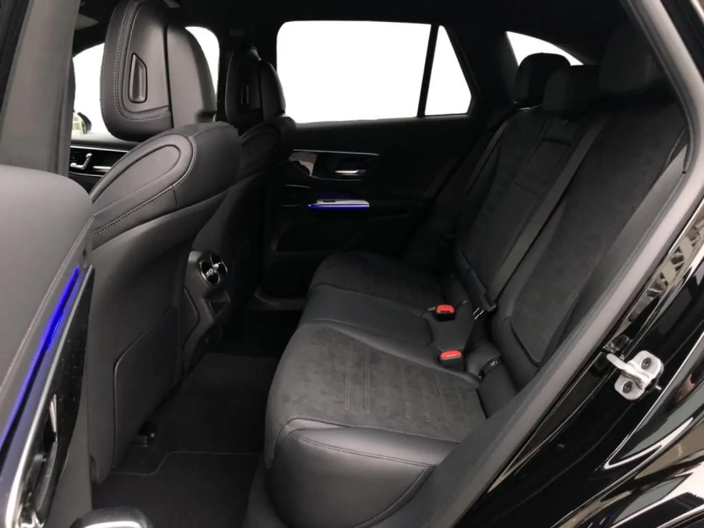 GLC 200 4MATIC  MBUX AMG DigitalLight AHK SpurW