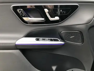 GLC 200 4MATIC  MBUX AMG DigitalLight AHK SpurW