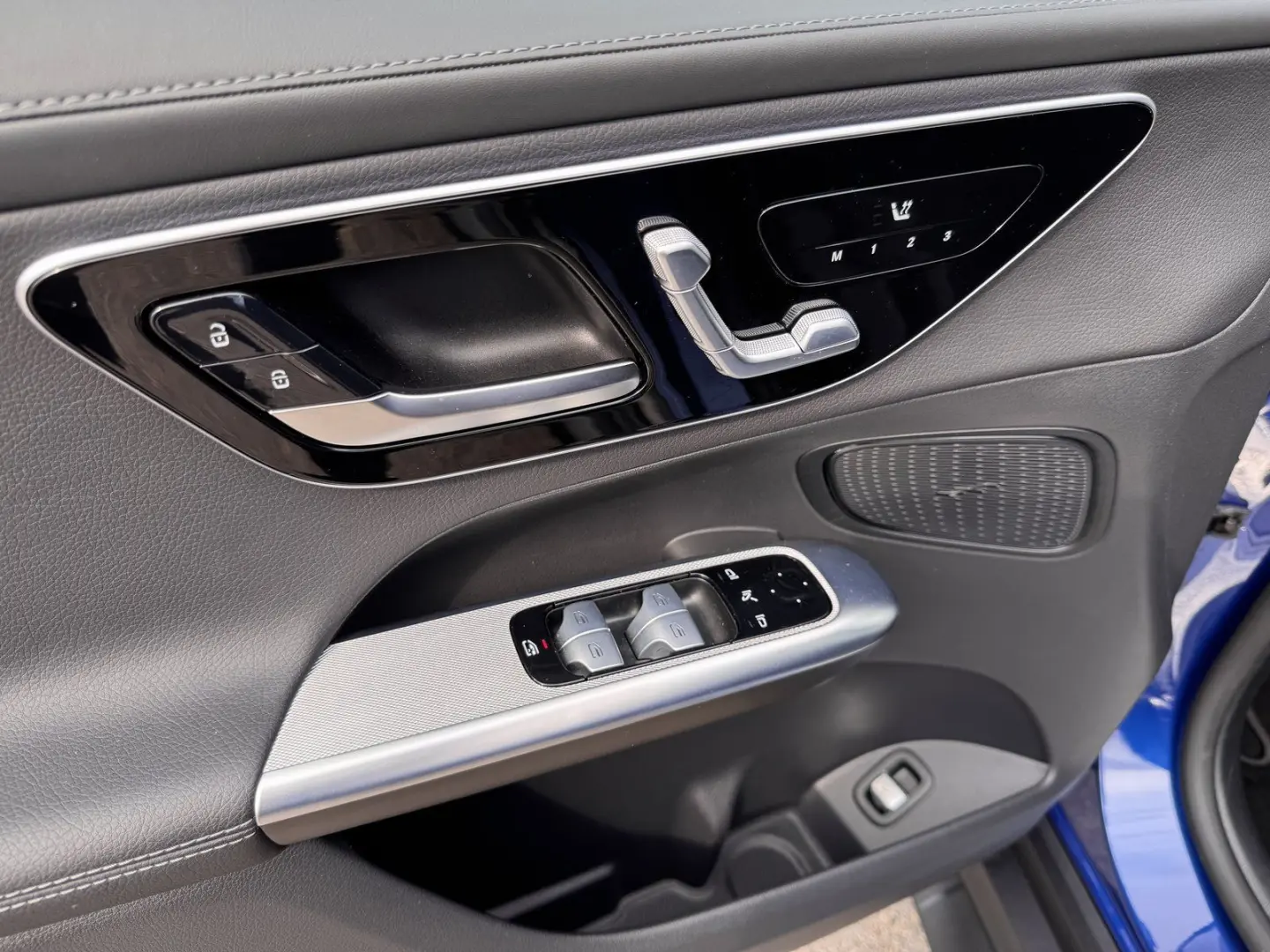 GLC 200 4M AMG Premium Pano Memory AHK Night