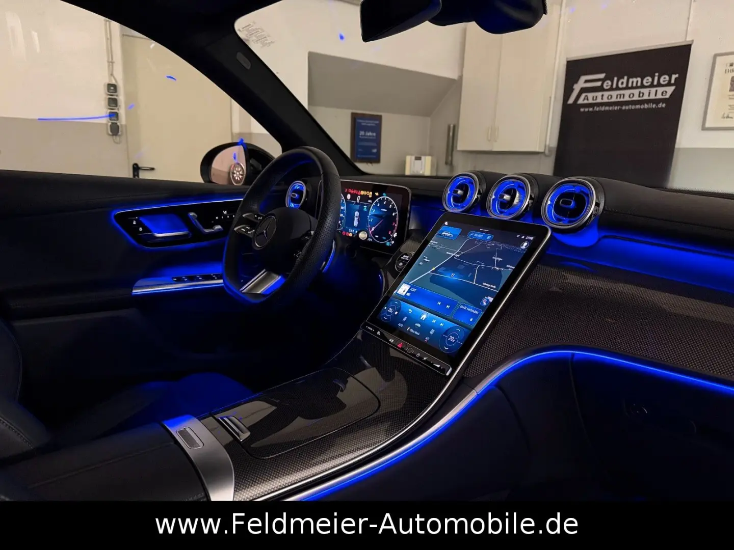 GLC 200 4M AMG Night Pano KEYGO AHK Distro 20