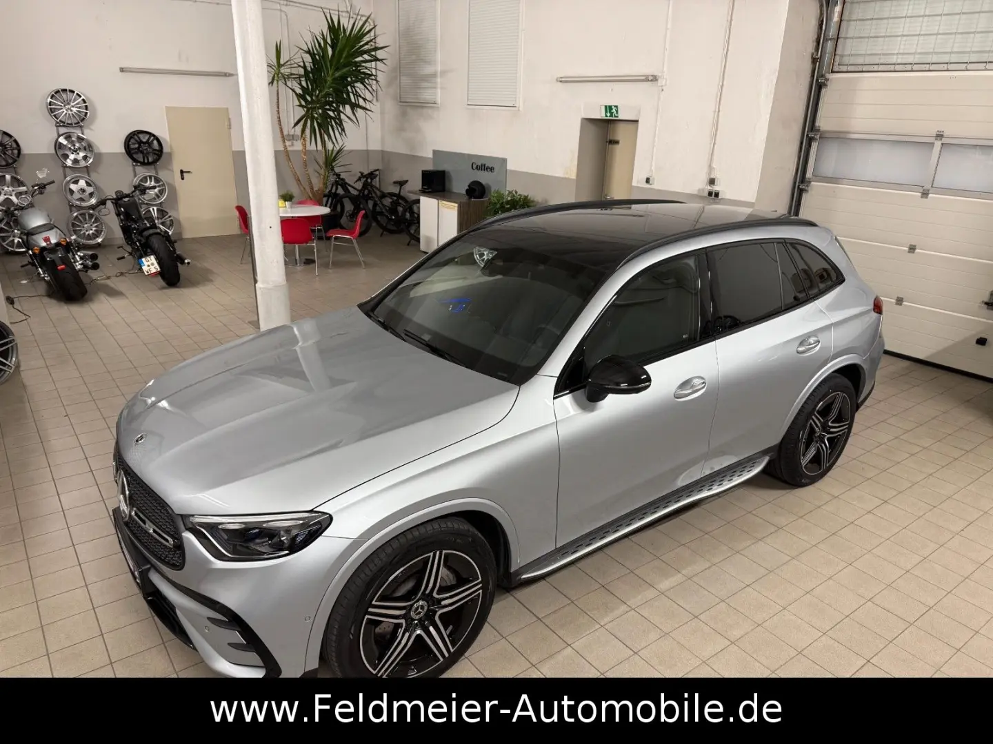 GLC 200 4M AMG Night Pano KEYGO AHK Distro 20