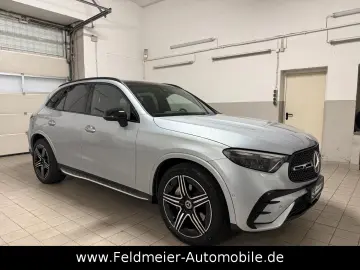 GLC 200 4M AMG Night Pano KEYGO AHK Distro 20