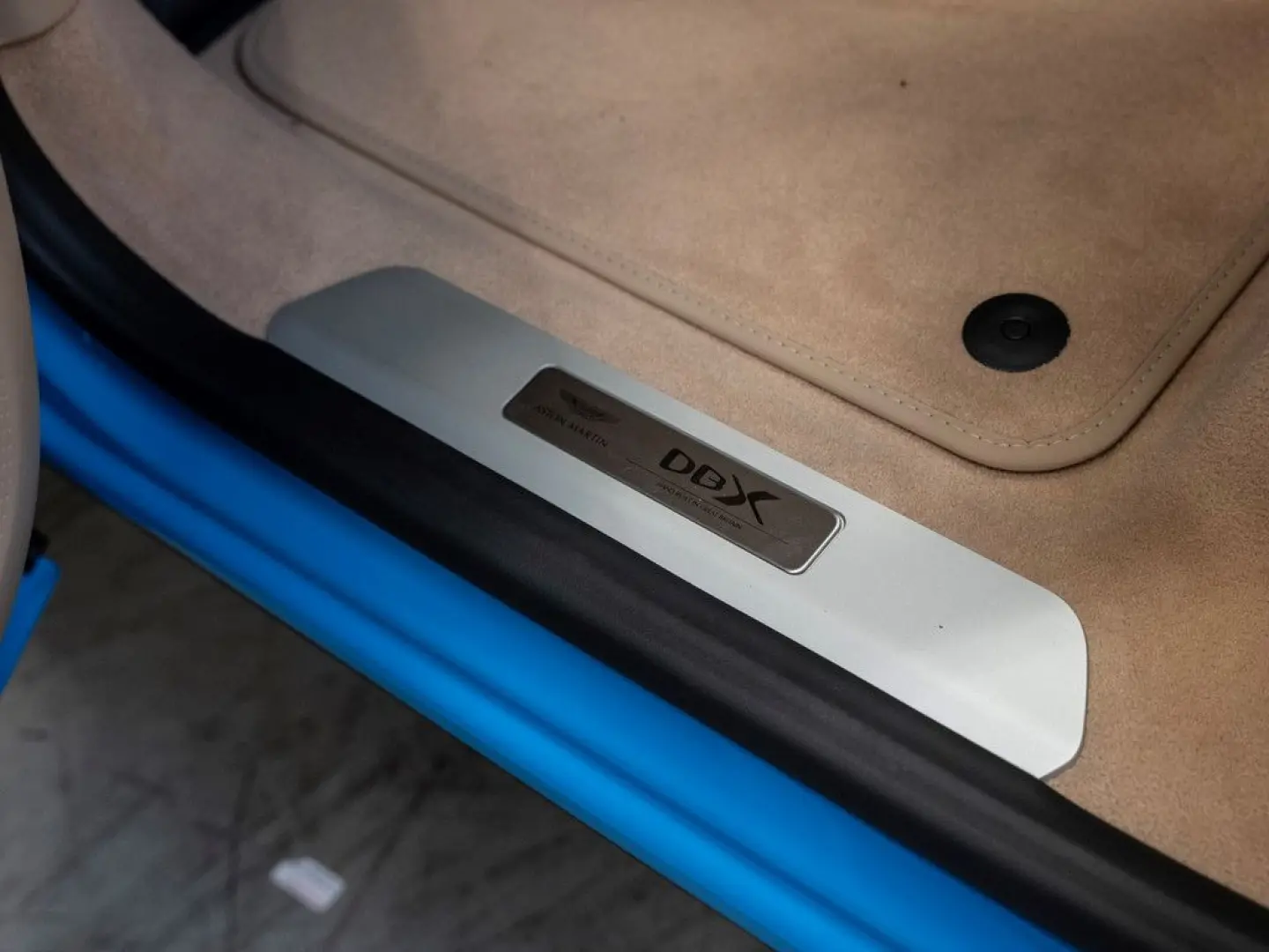 DBX 707 Elwood Blue Sandstorm