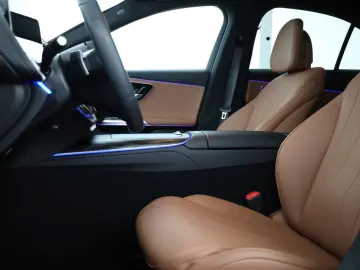 E 300 e 4Matic Avantgarde