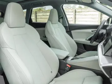 Audi Q5 40 TDI SLINE. PANO.