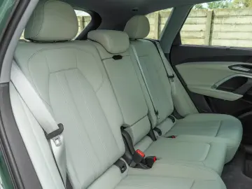 Audi Q5 40 TDI SLINE. PANO.