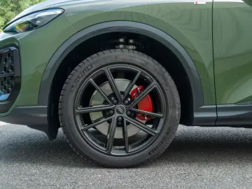 Audi Q5 40 TDI SLINE. PANO.