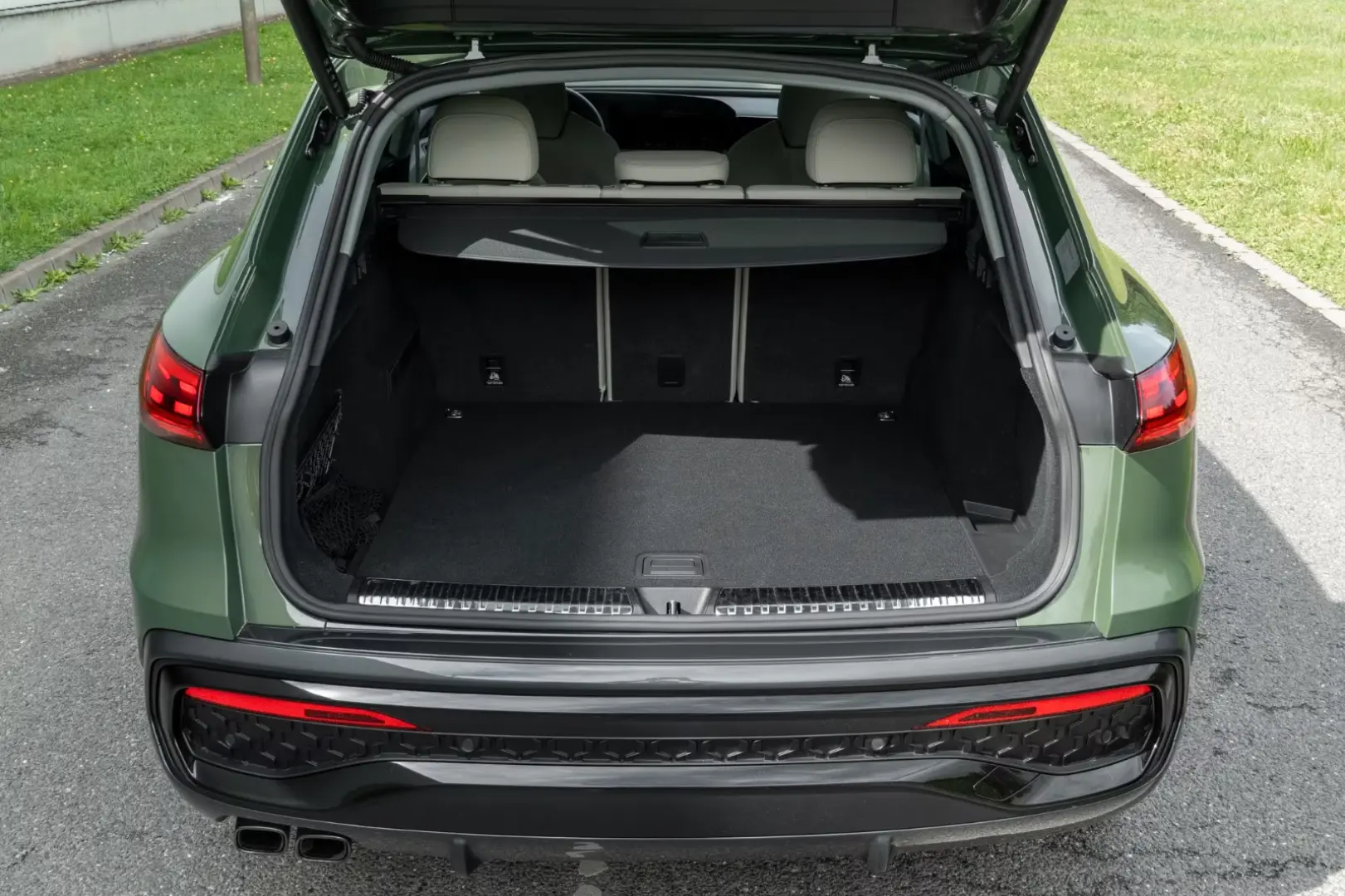 Audi Q5 40 TDI SLINE. PANO.