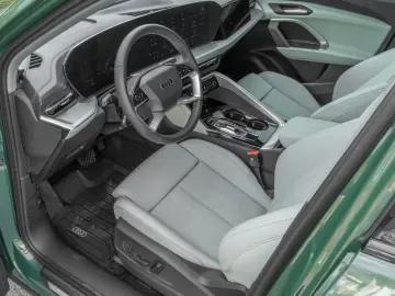 Audi Q5 40 TDI SLINE. PANO.