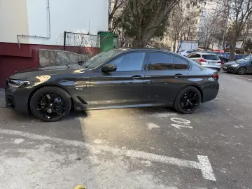 BMW 545