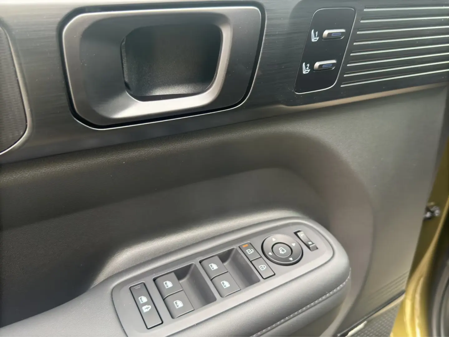 Hyundai SANTA FE 1.6 MUFĂ T-GDI PHEV BLACKLINE