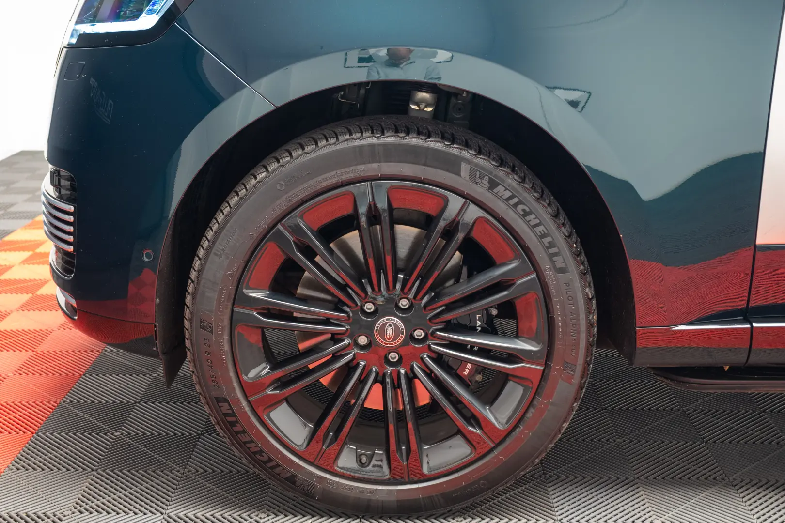 Land Rover Range Rover P530 SV Autobiography LWB