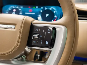 Land Rover Range Rover P530 SV Autobiography LWB