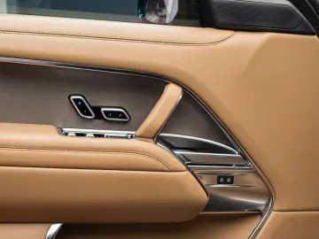 Land Rover Range Rover P530 SV Autobiography LWB