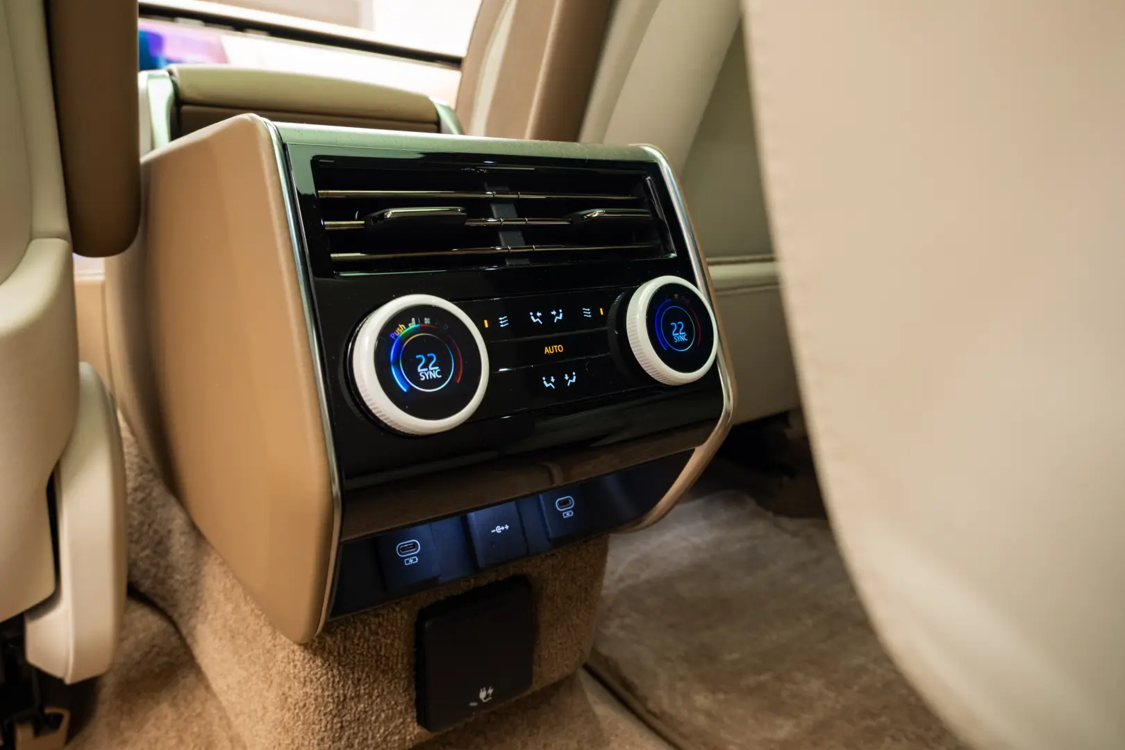 Land Rover Range Rover P530 SV Autobiography LWB