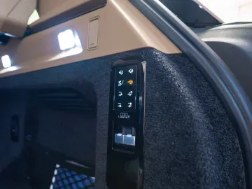 Land Rover Range Rover P530 SV Autobiography LWB