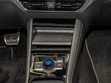 Volkswagen Tayron R-Line 2.0 TDI DSG 7 locuri Navi