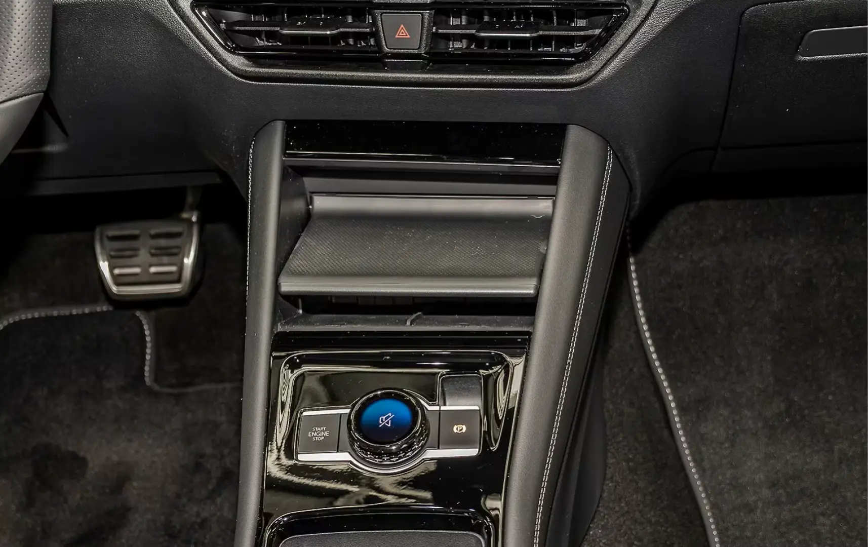 Volkswagen Tayron R-Line 2.0 TDI DSG 7 locuri Navi