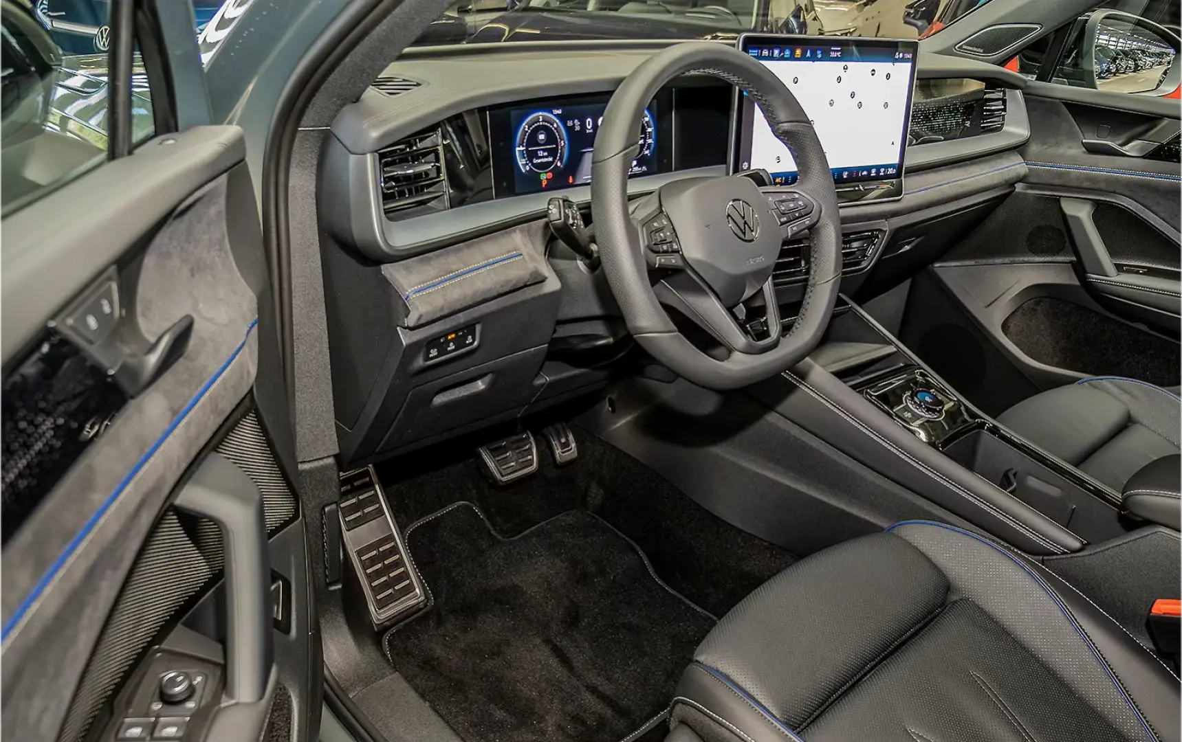 Volkswagen Tayron R-Line 2.0 TDI DSG 7 locuri Navi