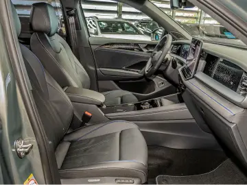 Volkswagen Tayron R-Line 2.0 TDI DSG 7 locuri Navi