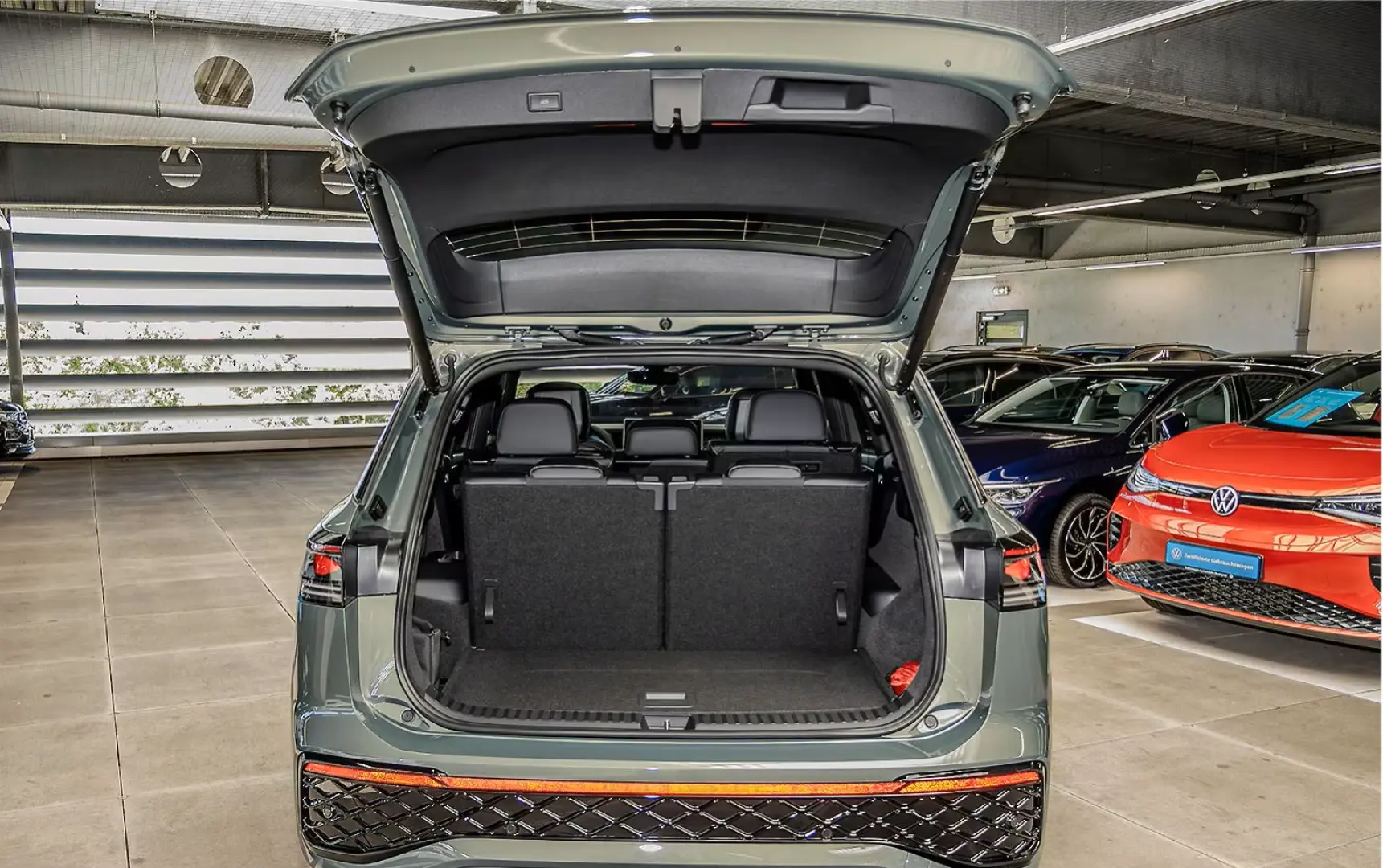 Volkswagen Tayron R-Line 2.0 TDI DSG 7 locuri Navi