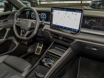 Volkswagen Tayron R-Line 2.0 TDI DSG 7 locuri Navi