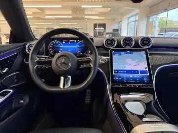 CLE 200 Coupé AMG Carbon Pano 360 Burmester 3D