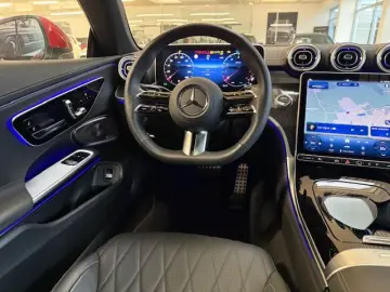 CLE 200 Coupé AMG Carbon Pano 360 Burmester 3D