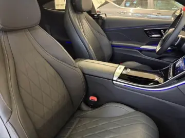 CLE 200 Coupé AMG Carbon Pano 360 Burmester 3D