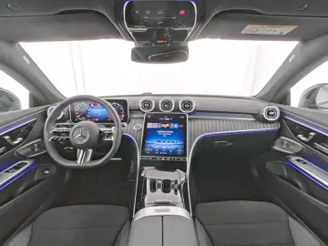 CLE 300 4M Coupé AMG PANO MEMORY 360 BURME NIGHT