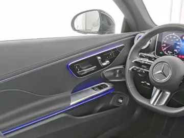 CLE 300 4M Coupé AMG PANO MEMORY 360 BURME NIGHT