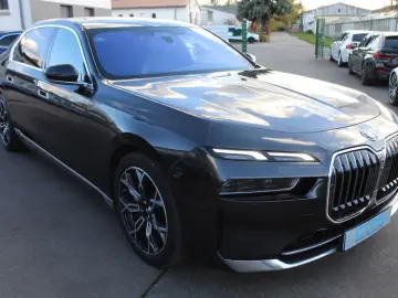 750 e xDrive Design Pure Excellence