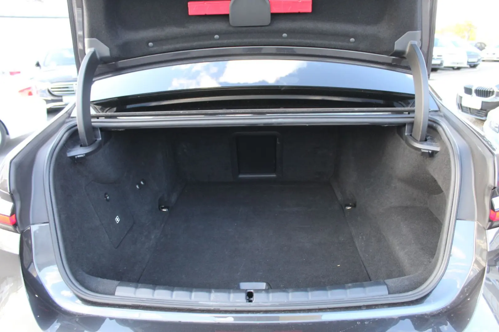 750 e xDrive Design Pure Excellence