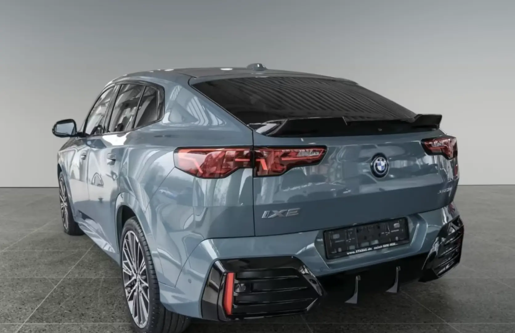 BMW iX2 xDrive30 M Sport