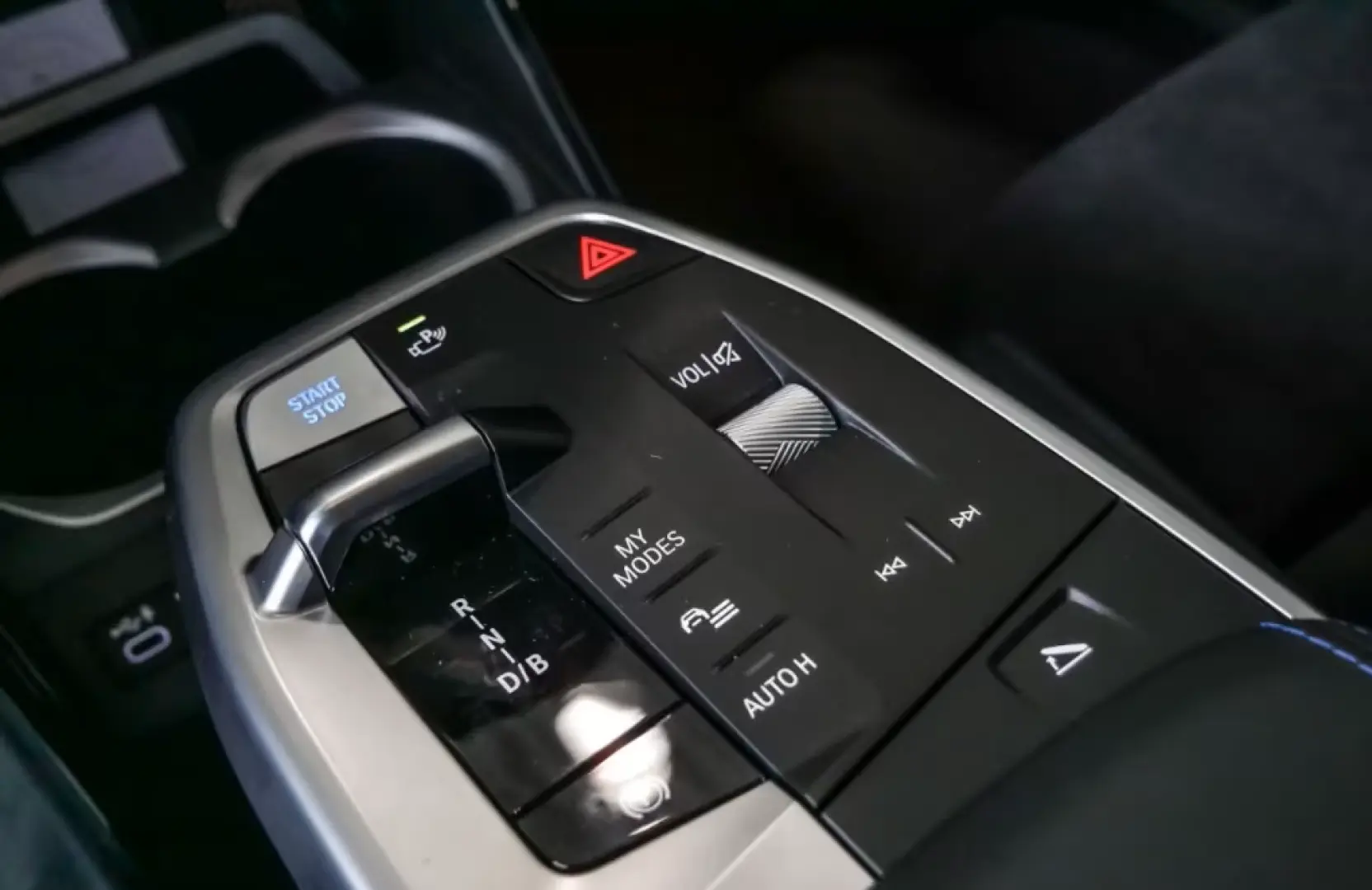 BMW iX2 xDrive30 M Sport