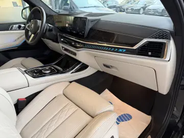 X7 xDrive 40d M SPORT