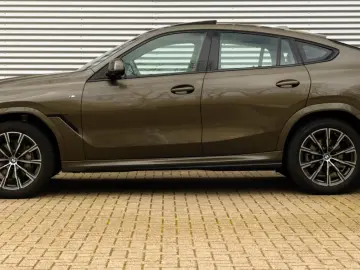 BMW X6 40 i xDrive M Sport -Pano-AHK
