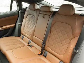 BMW X6 40 i xDrive M Sport -Pano-AHK