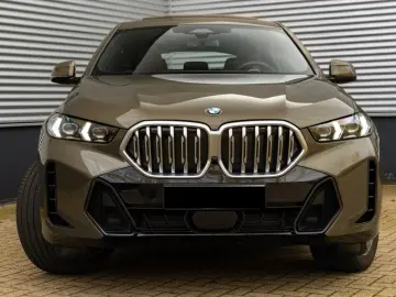 BMW X6 40 i xDrive M Sport -Pano-AHK
